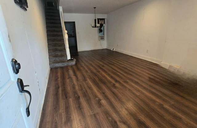 1103 NOTTINGHAM Way Gallery 3