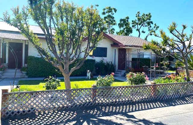 3736 E Rose Ave - 3736 East Rose Avenue, Fresno County, CA 93725
