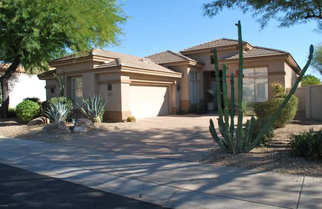 8217 E HOVERLAND Road - 8217 East Hoverland Road, Scottsdale, AZ 85255