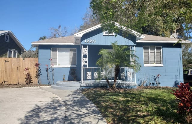 1220 E Crenshaw St - 1220 East Crenshaw Street, Tampa, FL 33604