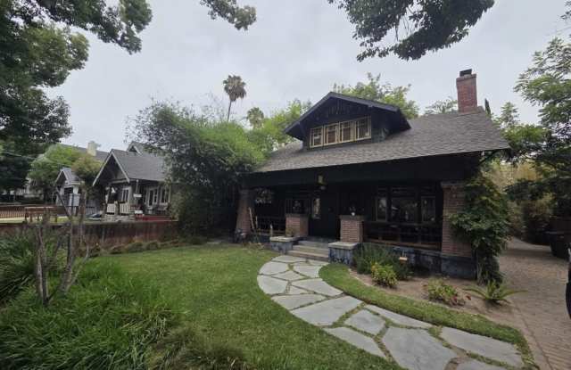 126 N Meridith Avenue Gallery 2