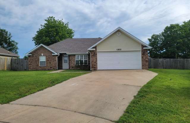 1303 E Ken Leach photos photos