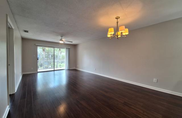 Charming 2-Bedroom Condo in Scenic Winter Park’s Mead Gardens Community photos photos