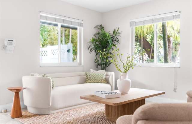 1502 SW 24th Street photos photos