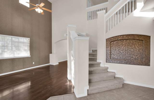 Stunning 3 Bedroom, 2.5 Bath home in West El Paso! Gallery 4