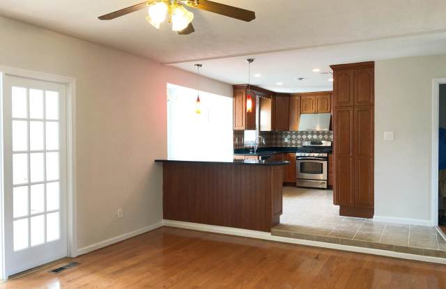 9301 KILBY GLEN DRIVE Gallery 4