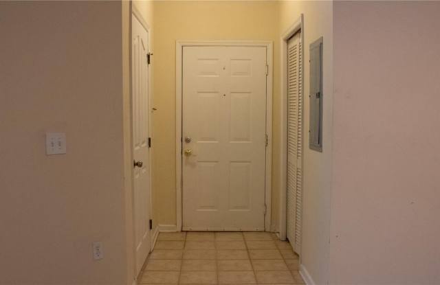 12861 MADISON POINTE Circle Gallery 4