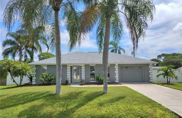 979 NANTUCKET ROAD photos photos