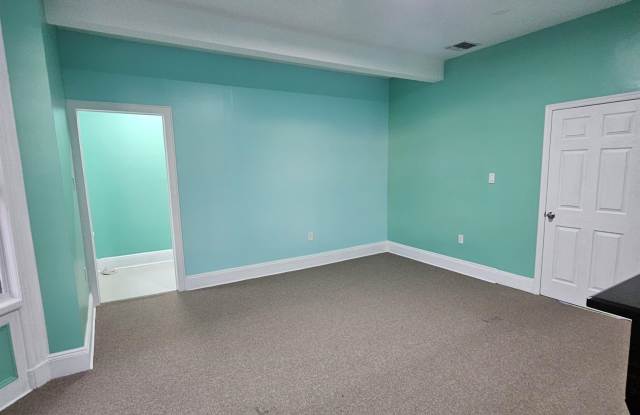 1306 CENTRAL AVE Gallery 2