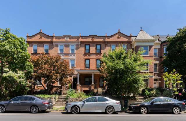 Experience stunning design and modern finishes in Columbia Heights! photos photos Experience stunning design and modern finishes in Columbia Heights! photos photos