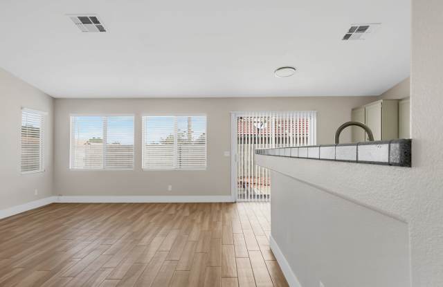 1426 Bugle Boy Drive Gallery 4