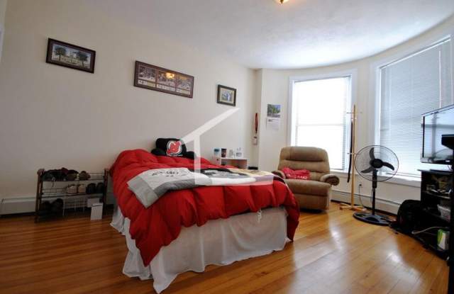 1950 Beacon St #3 Boston MA 02135 photos photos