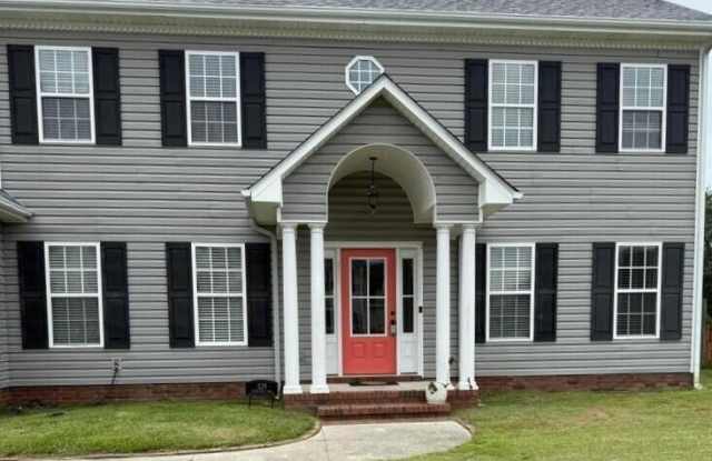 329 Iverleigh Lane - 329 Iverleigh Lane, Jacksonville, NC 28540