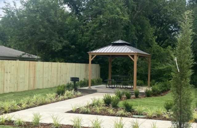 1120 Seals St photos photos