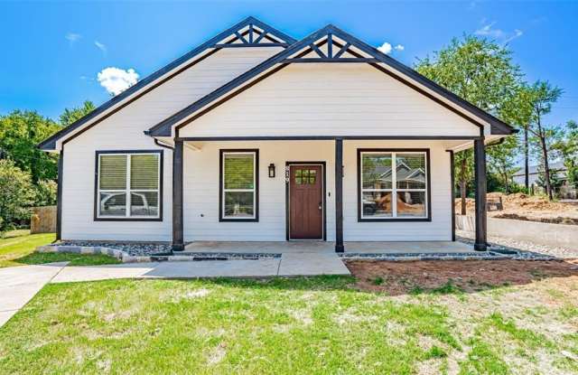 819 Crow Court - 819 Crow Court, Hood County, TX 76048