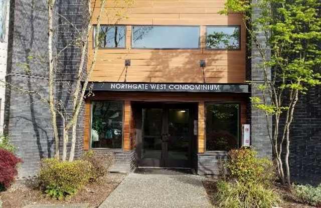 AIR-CONDITIONED 2 Bedroom Condo in Northgate photos photos