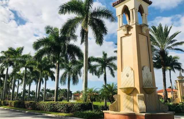 15315 SW 31st Ter photos photos