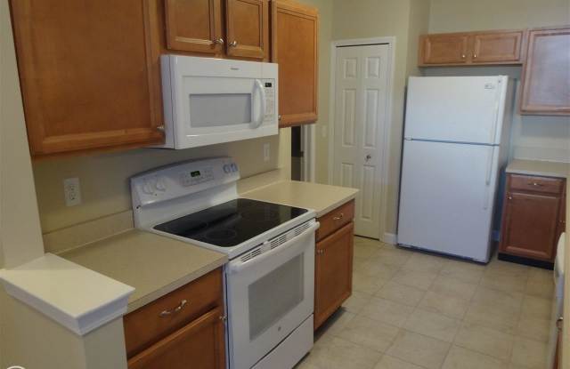 16448 Grandview Drive Gallery 4