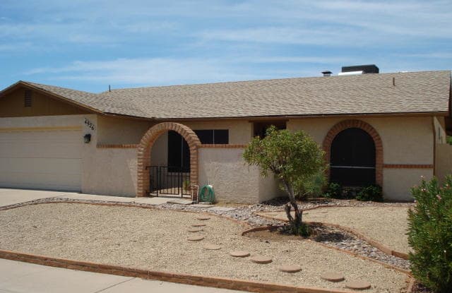 4926 W IRONWOOD Drive - 4926 West Ironwood Drive, Glendale, AZ 85302
