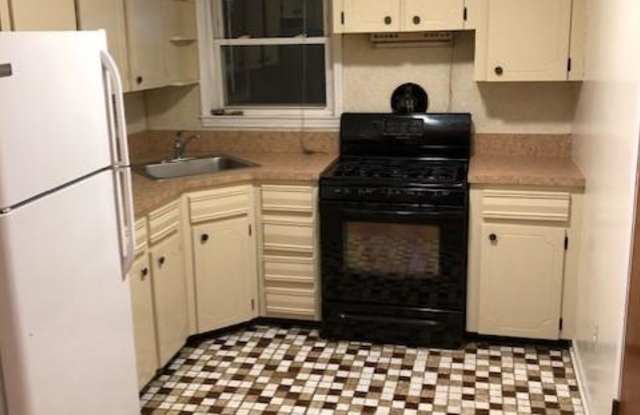 41-02 28TH AVE. - 41-02 28th Avenue, Queens, NY 11103