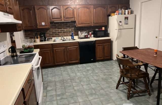 419 New Kent Rd photos photos