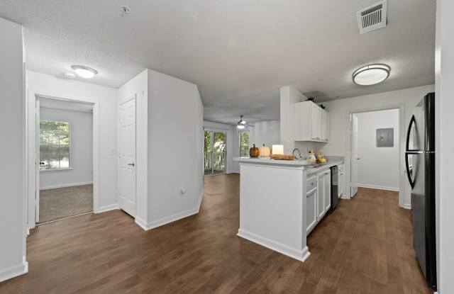 Alessia Gardens Gallery 3