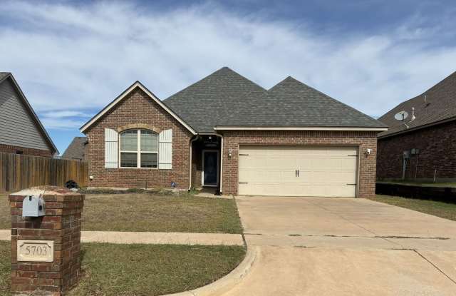 Spacious Sherwood Village Home with Pristine Primary Suite Retreat Gallery 1