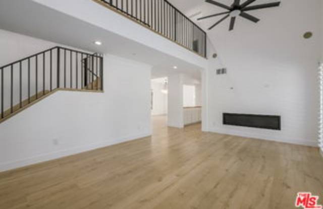 6263 Penfield Avenue Gallery 2