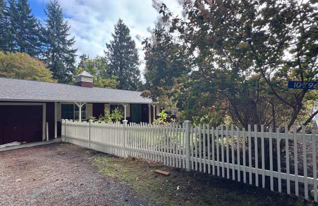 Walking distance to Manitou Beach oh plus a lovely 3 bedroom rambler....now available Gallery 4