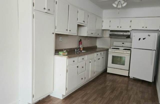 305 Green Avenue photos photos