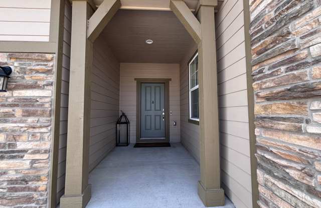 Beautiful Banning Lewis Ranch 5 Bed, 4 Bath Home, 3 Car garage, Great Views and Amenities Gallery 4