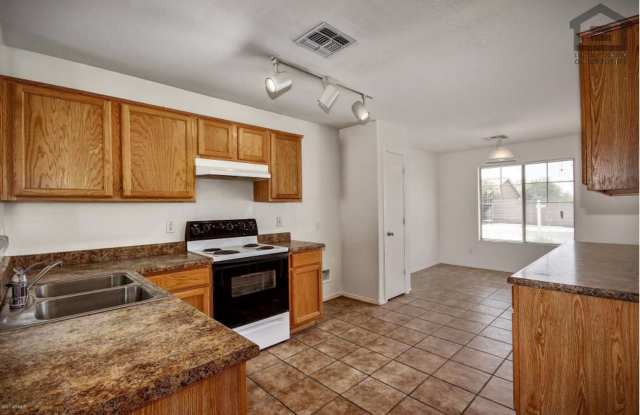 3Bed/2Bath House in Buckeye! Move-In Ready on 08/06/2026! photos photos