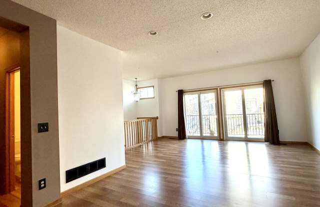 11151 Aberdeen St Ne photos photos