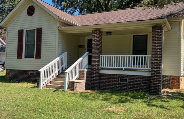 510 North Flint Street - 510 North Flint Street, Lincolnton, NC 28092