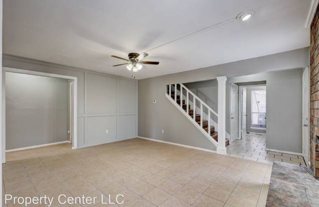 6715 Lyrewood LN Gallery 2