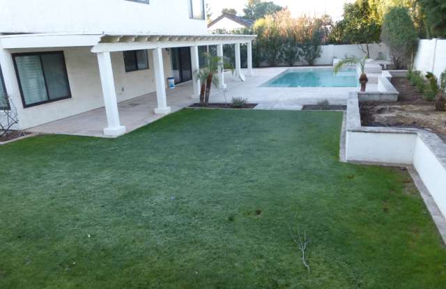 7752 N VIA DE LA MONTANA -- Gallery 3