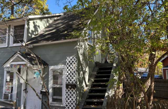 107 Tinker Street Gallery 2