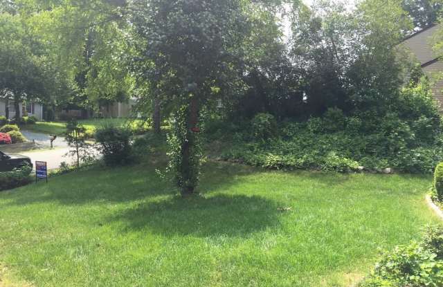 STAFFORD HOME- CLOSE TO QUANTICO & I-95 Gallery 4