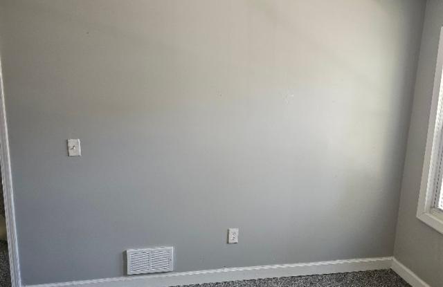 5056 Bewick St, 3 Beds | 1 Full Bath | For Rent Gallery 3