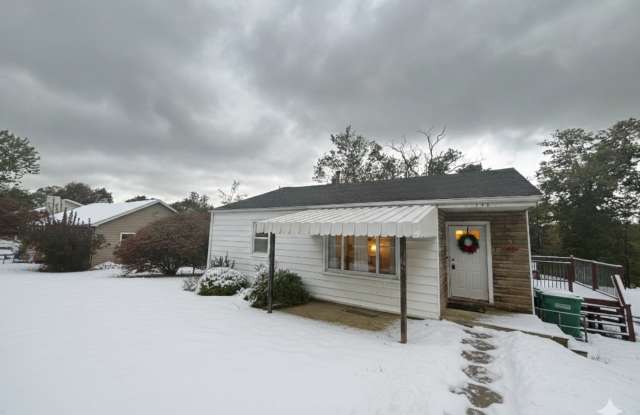 Use Your Tax Return For This Sweetheart of a Deal! Want to stop renting and finally own your own home? Now you CAN — with our Lease with Option to Purchase Program (This is NOT a traditional rental) photos photos