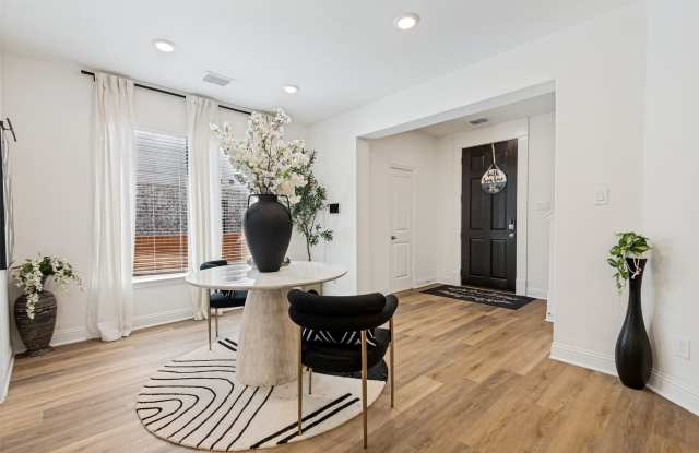 3906 Belleview Place Gallery 3