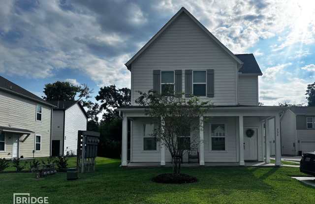 ADDISON PLAN - 332 Huisache Street, Lake Jackson, TX 77566