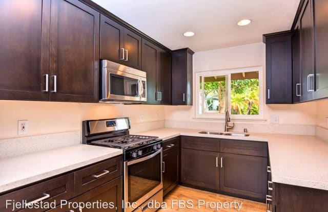 171 Edgewood Drive - 171 Edgewood Drive, Oceanside, CA 92054