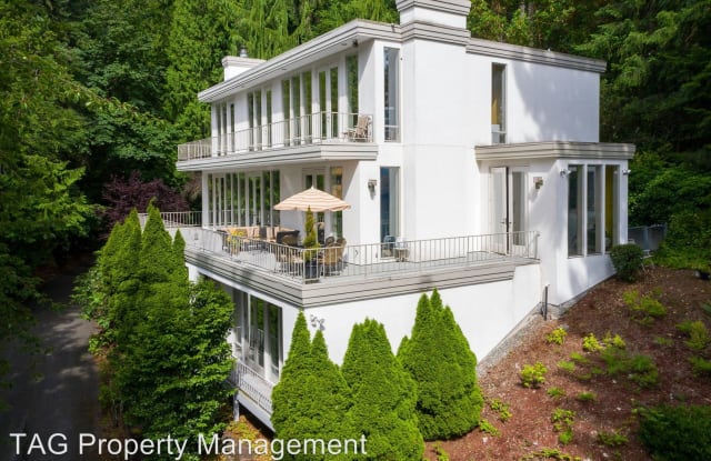 1121 W Lake Sammamish Pkwy SE - 1121 West Lake Sammamish Parkway Southeast, Bellevue, WA 98008