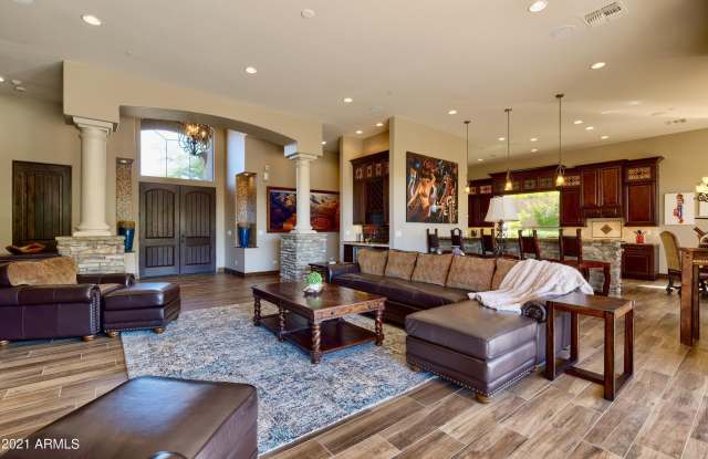 11741 E Parkview Lane Gallery 4