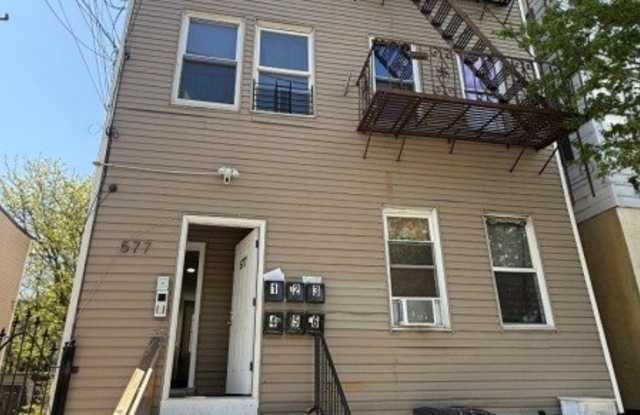 577 S 17Th St photos photos