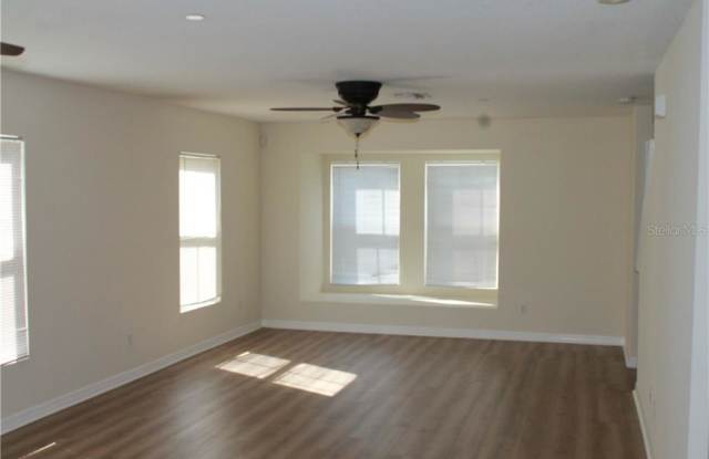 8617 MAJESTIC ELM COURT Gallery 2