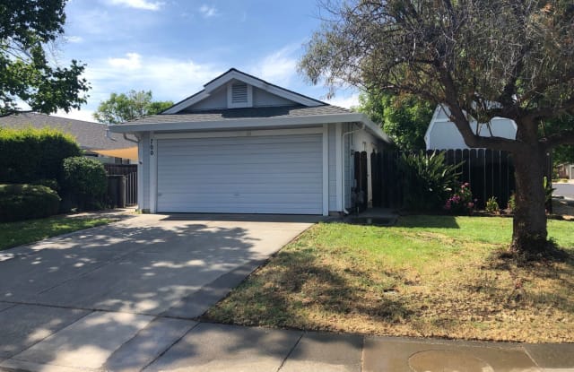 700 Danehurst - 700 Danehurst Court, Vacaville, CA 95687