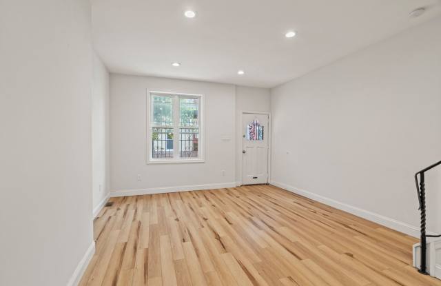 1630 Edgley St. Philadelphia PA 19121 Gallery 4