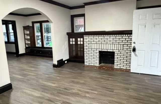 10009 Sladden Avenue Gallery 4